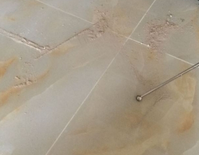 广宗瓷砖空鼓维修公司分享粘合剂选择不当在瓷砖铺贴过程中可能导致以下问题